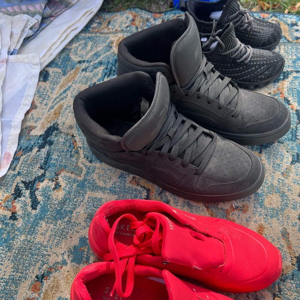 Skechers Black High-Top Sneakers
